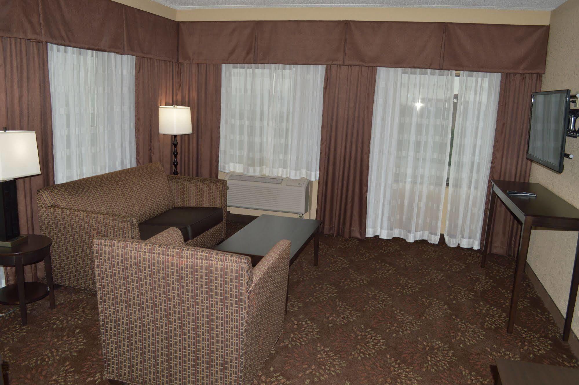 Holiday Inn Charlotte University, An Ihg Hotel Luaran gambar